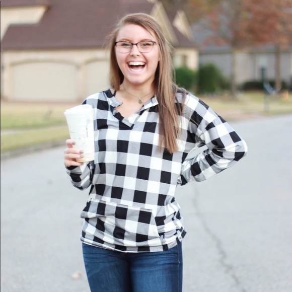 Buffalo plaid pullover - Picture 2 of 8
